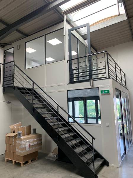 Cabine sur-mesure en milieu industriel à Lyon