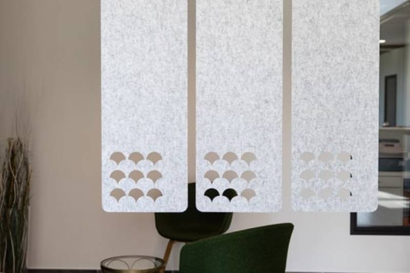 Pose de rideaux acoustiques prés de Villefranche