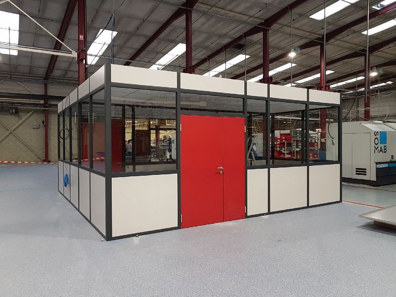 Fourniture de cloison pour l'industrie à Genay