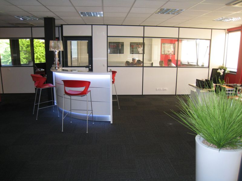 Installation de cloisons semi-vitrée à Dijon