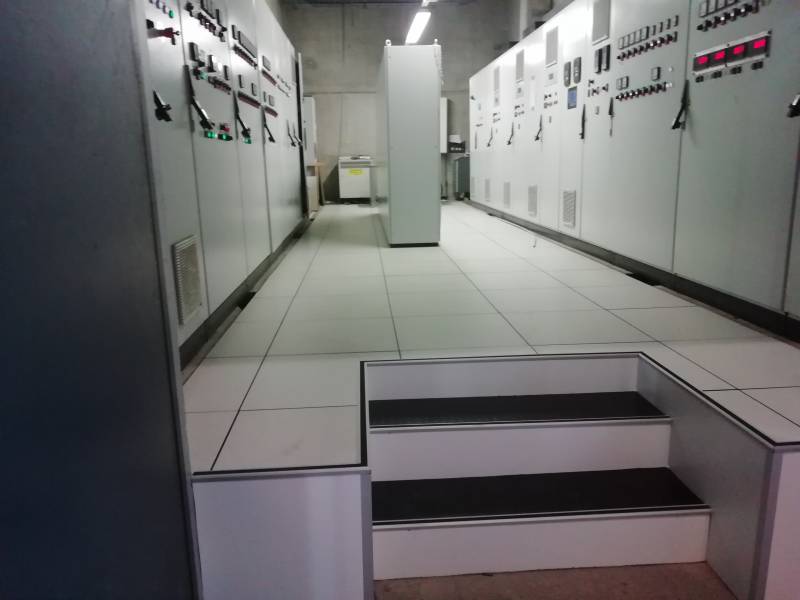 Installation d'un plancher technique dans la Région de Lyon