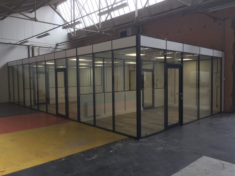 INSTALLATION DE CREATION VITREE TOUTE HAUTEUR A LYON