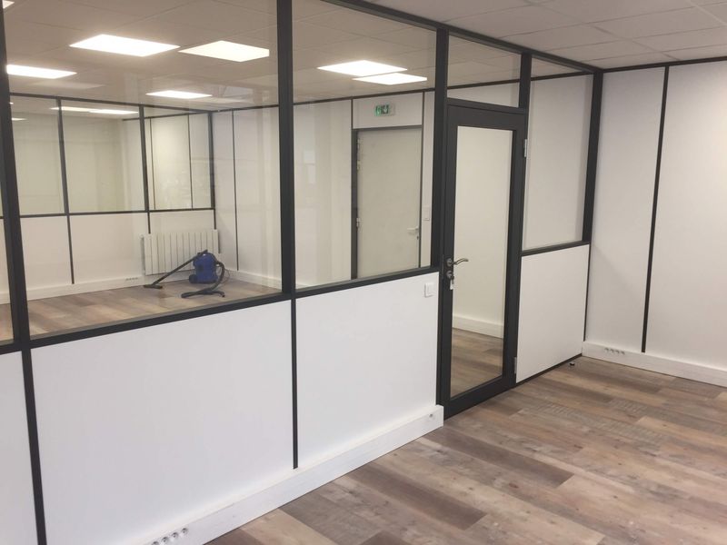 CREATION DE BUREAU DANS VOS ATELIERS PRES DE LYON